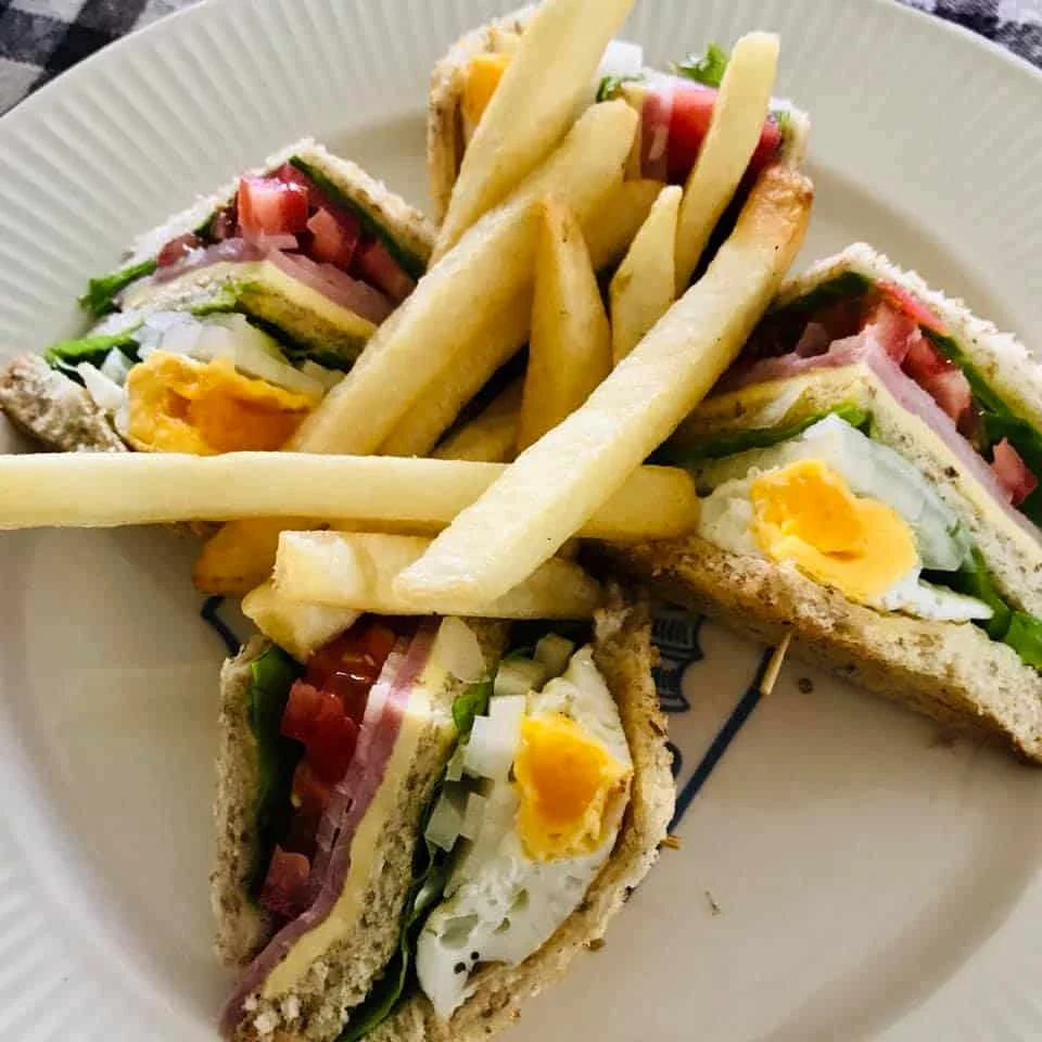 Club dining